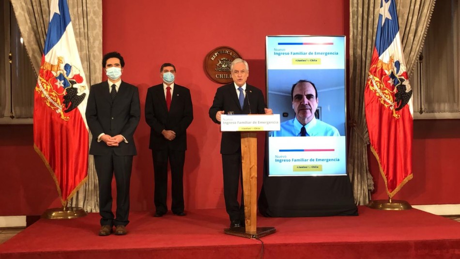 Firma IFE Piñera firma nuevo IFE y pide máxima urgencia a proyecto que endurece penas por incumplir cuarentenas