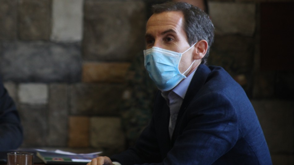 Felipe Alessandri Alcalde de Santiago aboga por adelantar el toque de queda y cerrar la ciudad el fin de semana