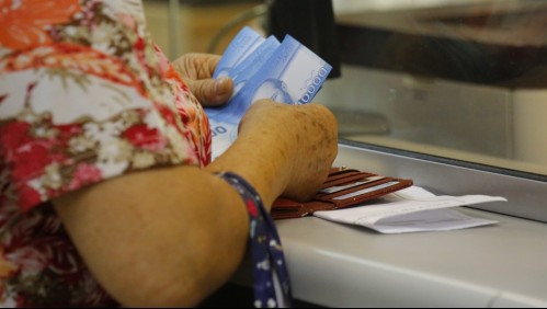 Creador del proyecto de retiro de 10% de fondos de AFP: 'Tocará los cimientos del sistema previsional'