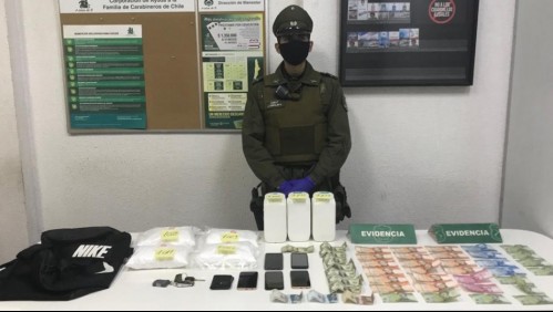 Carabineros detiene a ciudadanos extranjeros que portaban kilos de cocaína