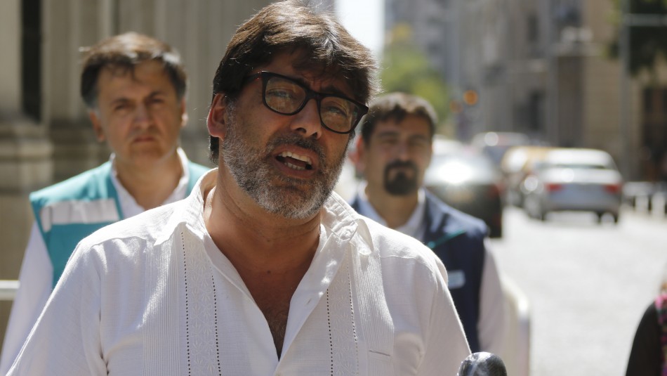 Alcalde Daniel Jadue Jadue se querella contra Piñera, Mañalich y subsecretarios por muertes en Recoleta por coronavirus