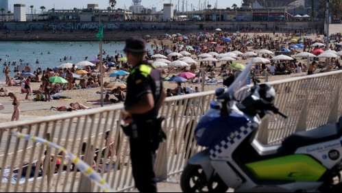 Gran cantidad de gente en playas y aeropuertos: España prueba la 'nueva normalidad'