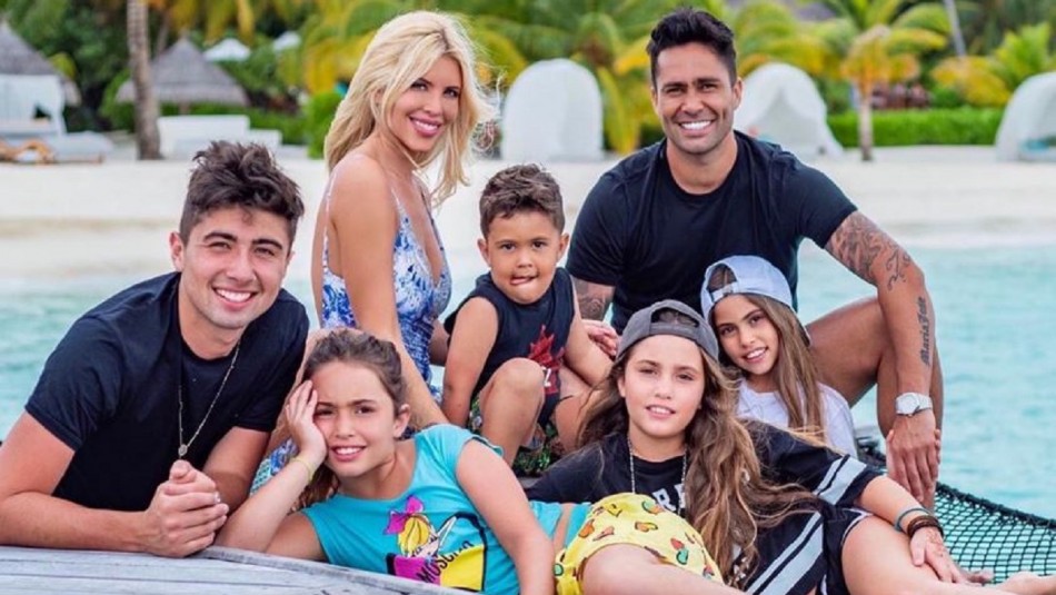 La familia Jiménez López Coté López y Luis Jiménez anuncian que serán abuelos