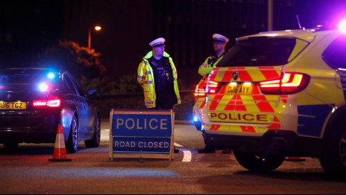 Policía británica considera como 'incidente terrorista' el ataque con cuchillo que dejó tres muertos