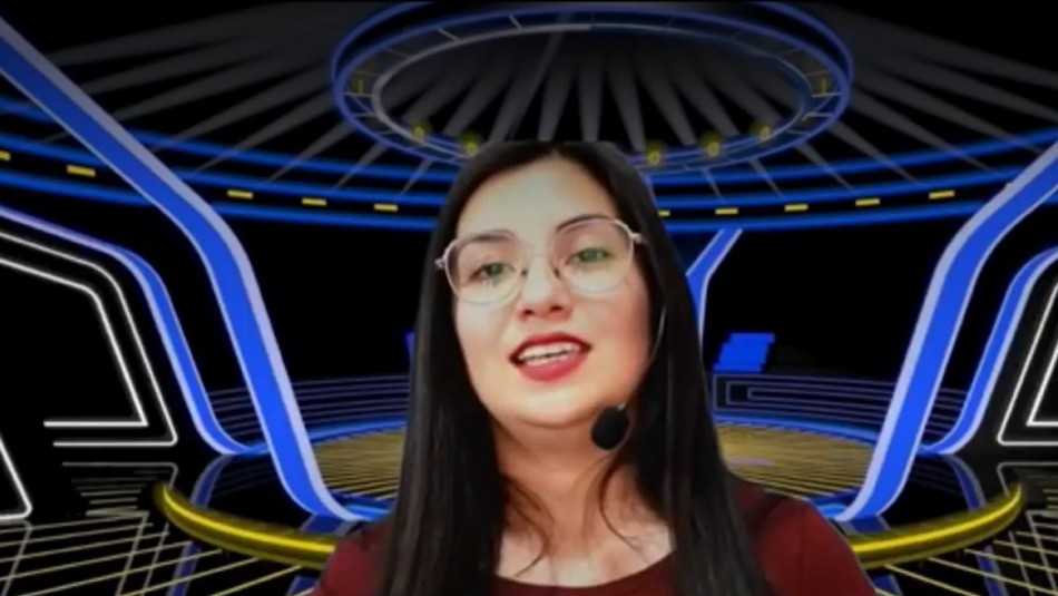 Profesora hace clases online al estilo Profesora hace clases online al estilo