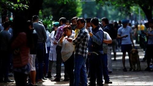 Mujer reacciona con lágrimas tras terremoto en México: 'Problemas con el virus y ahora los temblores'