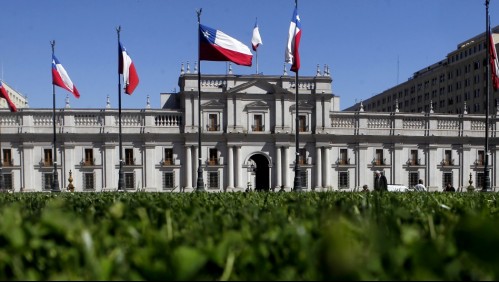 Polémica por 'licitación gourmet': Gobierno desmiente compra de mousse de pato, caviar y otros