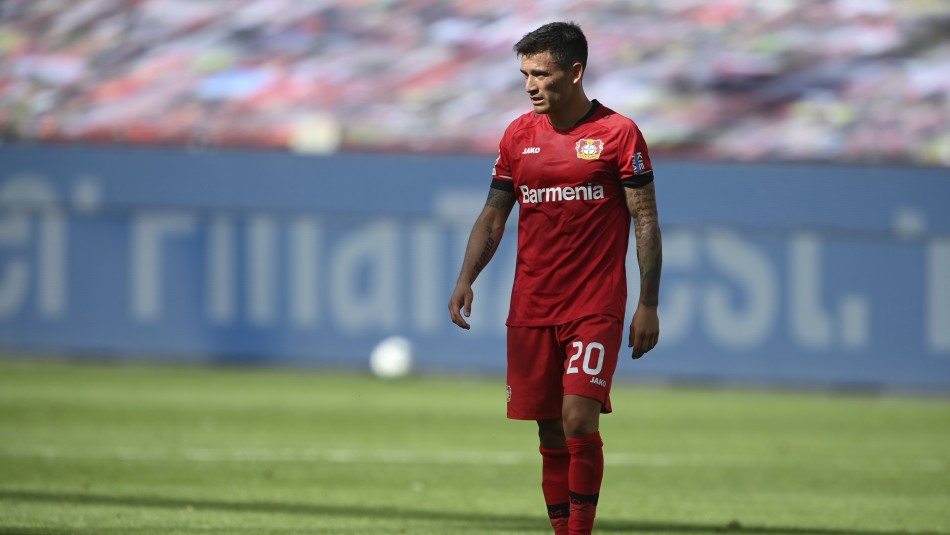 Charles Aránguiz No le alcanzó para meterse en Champions: Leverkusen de Aránguiz termina la Bundesliga con un triunfo