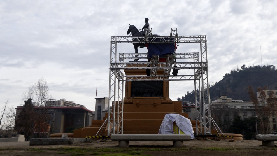 Estructura instalada en Plaza Italia Estructura instalada en Plaza Italia: Intendencia dice que