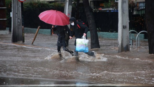 Meteorología anuncia precipitaciones para Santiago en la madrugada y mañana de este miércoles