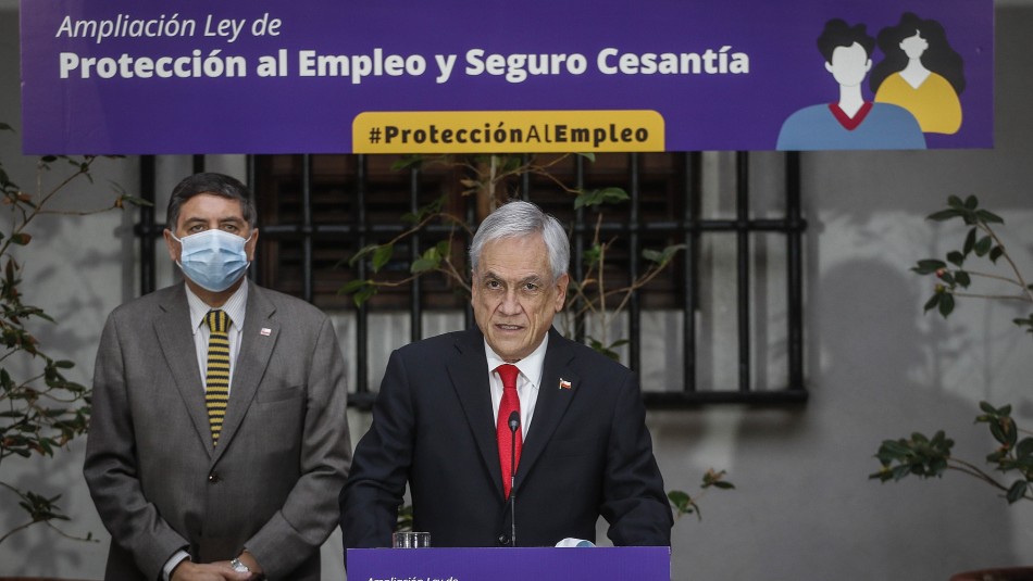 Sebastián Piñera Flexibilización de requisitos y aumento de montos: Piñera firma proyecto que amplía Ley de Protección al Empleo