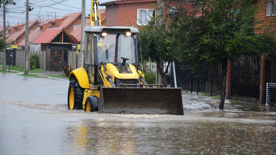 Sistema frontal Sistema frontal deja en el país más de 1.400 viviendas afectadas y 73 damnificados