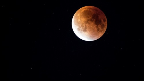 Eclipse lunar penumbral de este 4 y 5 de julio: Revisa los horarios para observar el fenómeno
