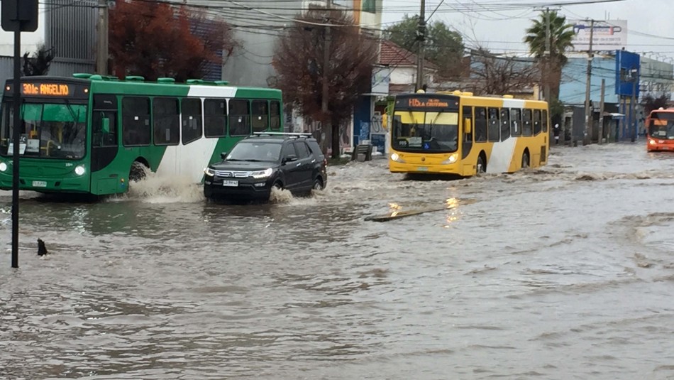 Imagen referencial. Baja la temperatura por lluvias en la capital: Se esperan que caigan entre 30 y 40 milímetros