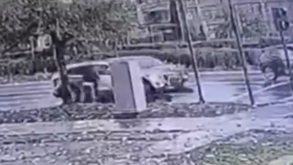 Encerrona Video registra violenta encerrona a mujer en Peñalolén