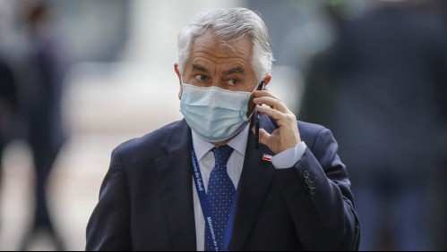 Minsal confirma que trabaja en una 'futura estrategia de desconfinamiento' por leve mejoría