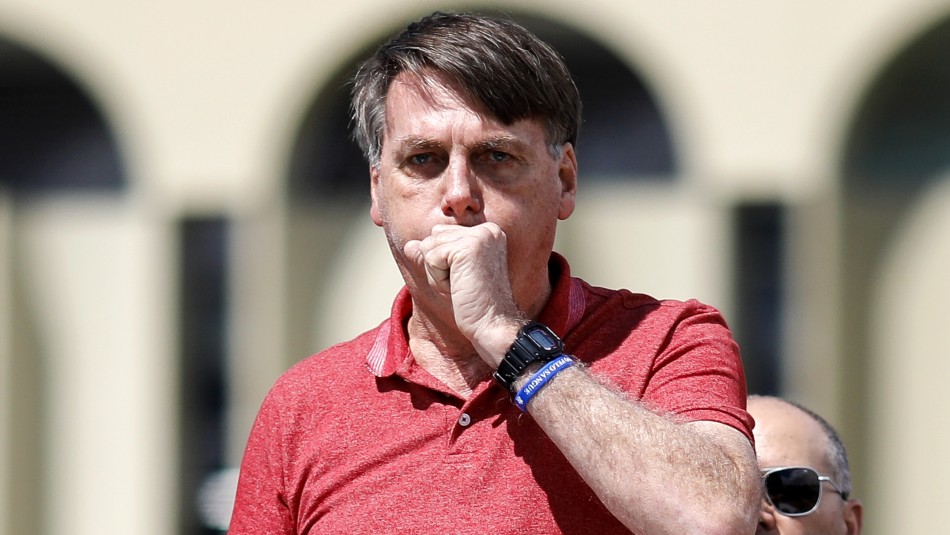 No aprendió nada: Bolsonaro se quita la mascarilla tras anunciar que tiene coronavirus No aprendió nada: Bolsonaro se quita la mascarilla tras anunciar que tiene coronavirus
