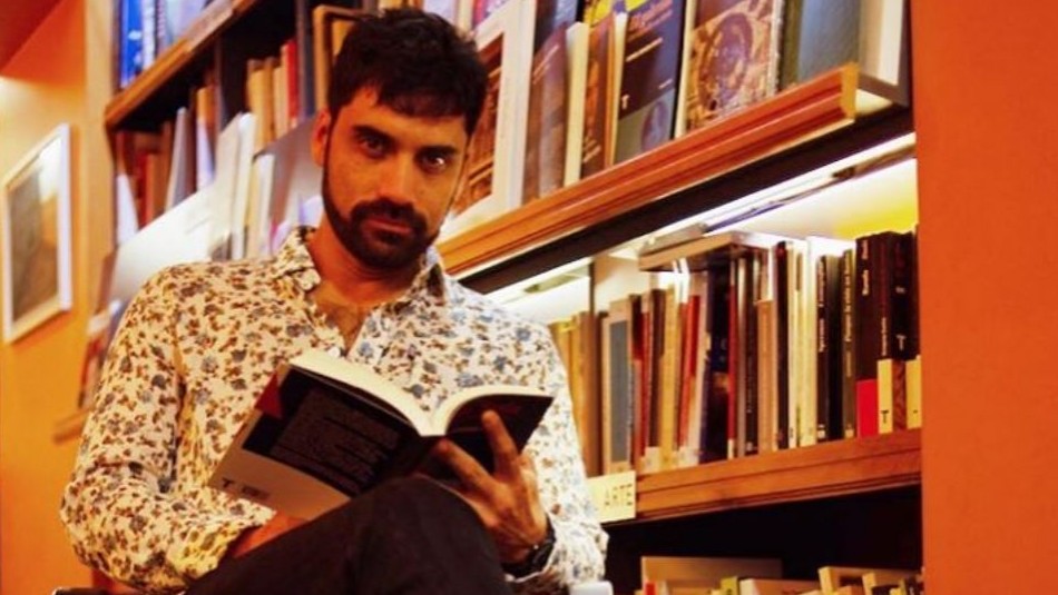 Felipe Contreras aprendió a tejer durante la cuarentena: Felipe Contreras aprendió a tejer durante la cuarentena:
