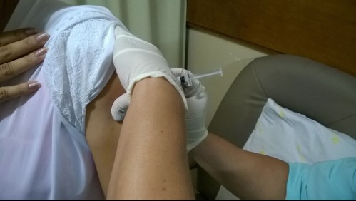 'No han tenido complicaciones': Revelan estado de voluntarios que recibieron vacuna contra coronavirus en Rusia