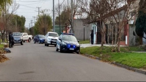 Policía mata a menor de edad que trató de robarle en Argentina