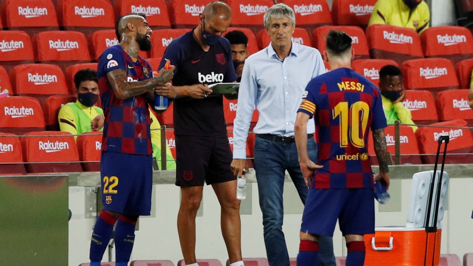 Arturo Vidal Arturo Vidal celebró con el Barcelona.