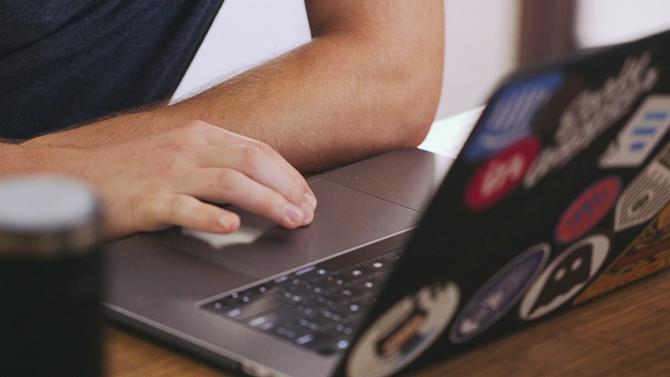 Delitos online PDI alerta sobre aumento de flujo de pornografía infantil durante el confinamiento