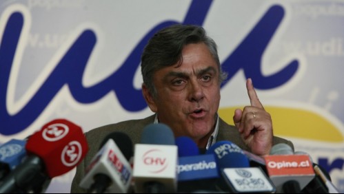 Retiro de fondos AFP: Longueira golpea la mesa y llama a diputados UDI a no sumarse a la demagogia