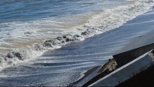 Video registra impactante 'desaparición' de la Playa Grande de Cartagena por fuerte oleaje