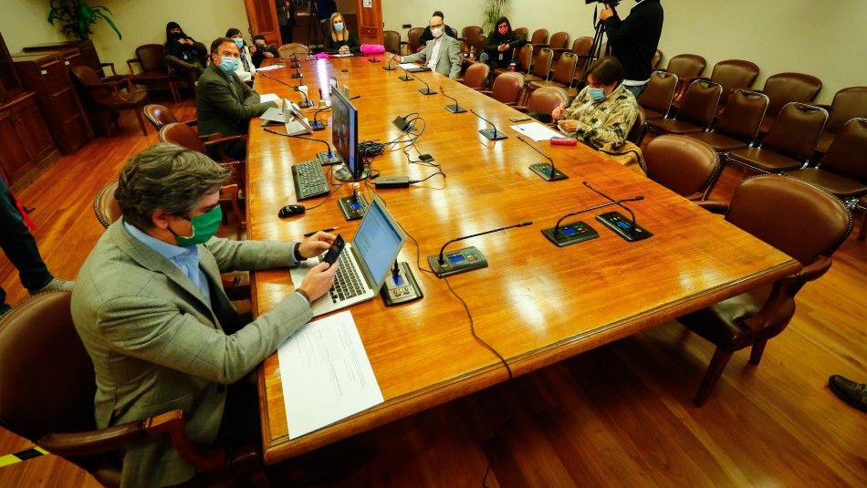 Retiro de fondos AFP: Comisión de Constitución despacha proyecto a Sala de la Cámara Retiro de fondos AFP: Comisión de Constitución despacha proyecto a Sala de la Cámara