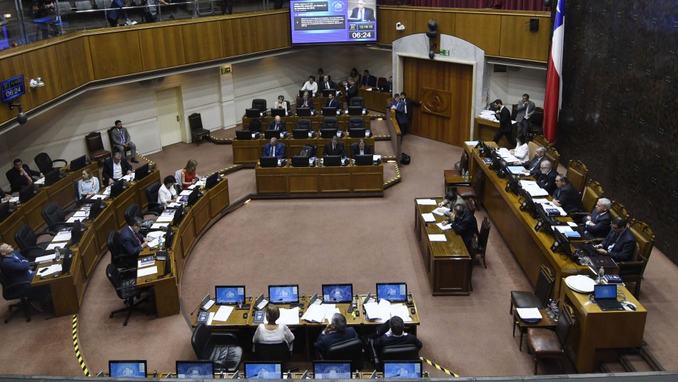 Retiro de fondos AFP: Los 24 senadores de oposición comprometen voto a favor del proyecto Retiro de fondos AFP: Los 24 senadores de oposición comprometen voto a favor del proyecto
