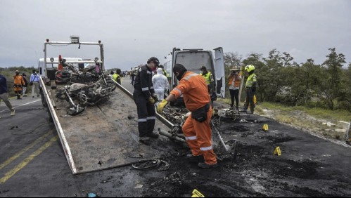 'Sacar la batería ocasionó el incendio': Habla el conductor de camión que explotó en Colombia