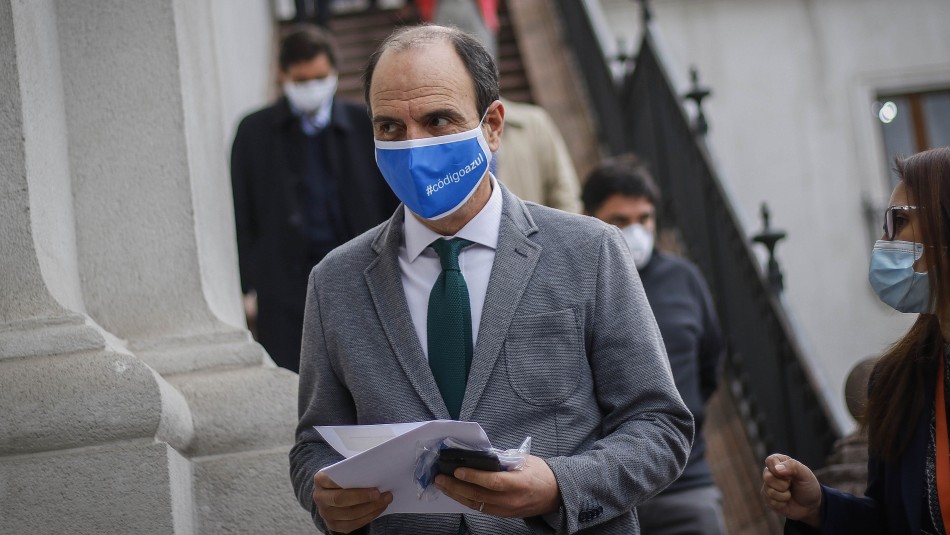 Cristian Monckeberg Ministro de Desarrollo Social explica con detalles el plan de ayuda a la clase media y el IFE
