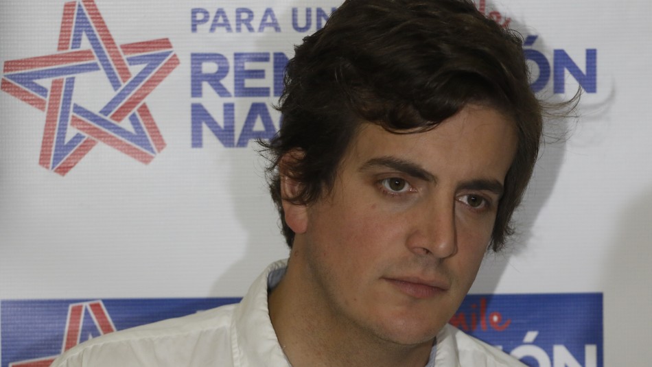 Decretan medidas cautelares para imputados por amenazas contra Diego Schalper Decretan medidas cautelares para tres imputados por amenazas contra diputado Schalper