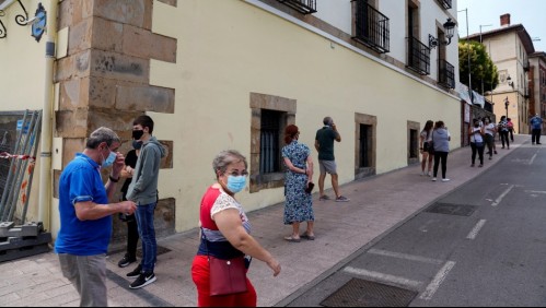 España vuelve a confinar a 200.000 personas por un rebrote de coronavirus