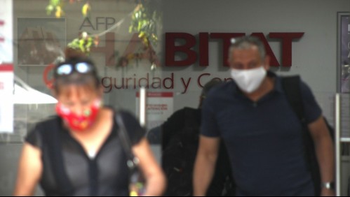 Pagar deudas y créditos: Cotizantes cuentan qué harían con retiro de fondos si se aprueba en el Congreso