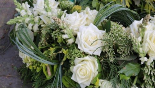 'Siempre te amaré': Hombre intentó matar a su expareja y luego le mandó una corona fúnebre en Argentina