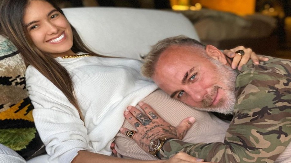 Siempre excéntrico: El millonario italiano Gianluca Vacchi y su novia revelan el sexo de su primogénito heredero Siempre excéntrico: El millonario italiano Gianluca Vacchi y su novia revelan el sexo de su primogénito heredero