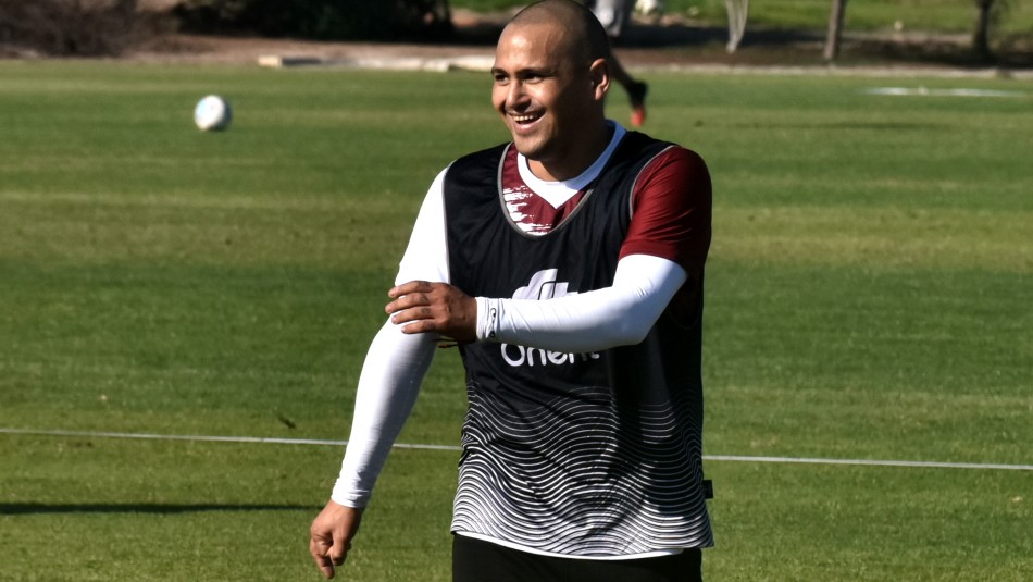 Chupete Suazo Chupete Suazo oficializado en La Serena.