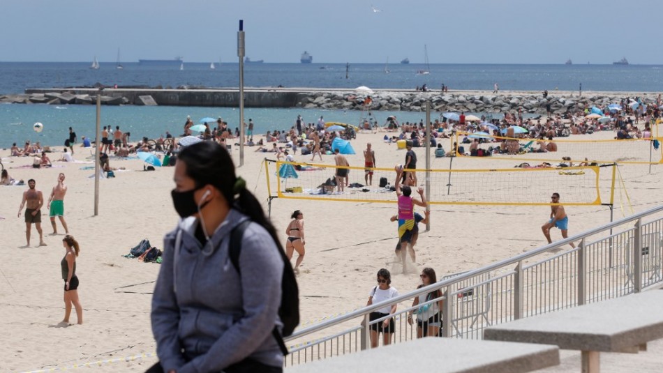 Playa Barcelona Barcelona pide a sus habitantes no salir de sus casas por temor a segunda ola del coronavirus