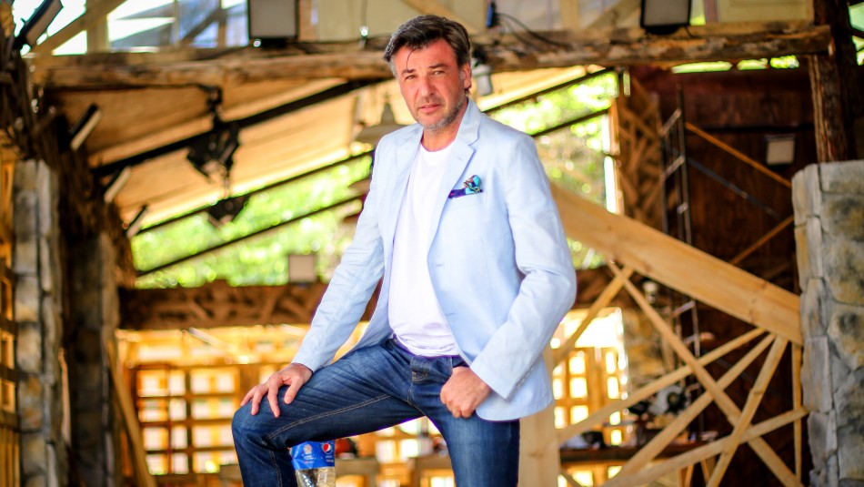 Conocido chef Yann Yvin sufre violenta encerrona en Vitacura Conocido chef Yann Yvin sufre violenta encerrona en Vitacura
