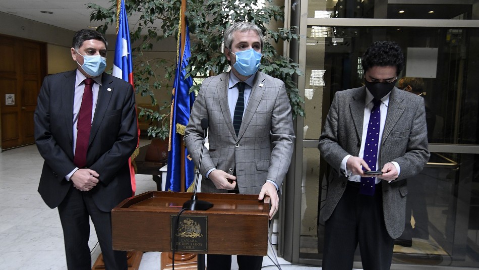 Gonzalo Blumel Blumel tras aprobación del retiro de fondos AFP: