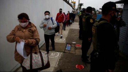 Perú supera los 18.000 muertos por coronavirus y se discuten sus cifras oficiales