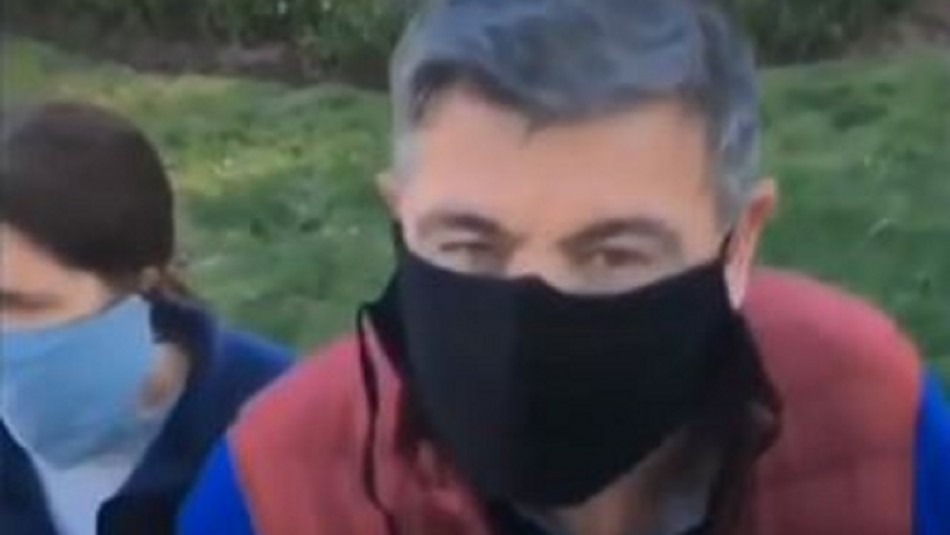 Video muestra a exconcejal de Viña del Mar insultando a un recolector de basura Video muestra a exconcejal de Viña del Mar insultando y amenazando a recolector de basura