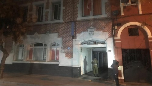 Investigan homicidio ocurrido al interior de un motel en Santiago Centro