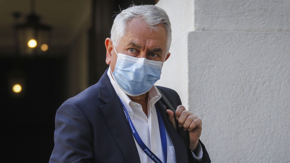 Enrique Paris Balance coronavirus: Minsal reporta 53 muertos en 24 horas y cifra total llega a 9.240 decesos