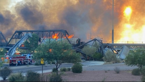 'Una escena del infierno': Tren se descarrila y provoca un gran incendio en Arizona