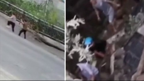 Video registra abertura de un socavón y caída de dos mujeres en China