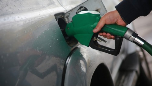 Precio de las bencinas volverán a bajar desde este jueves