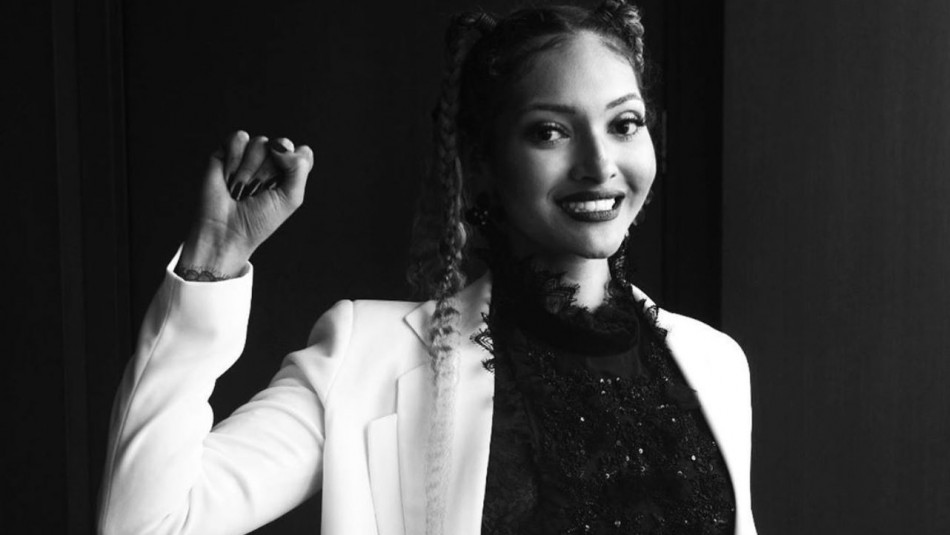 Zeycan Rochelle ha explicado en su Instagram el desafio Challenge Accepted: El desconocido origen del reto de las fotos en blanco y negro en Instagram
