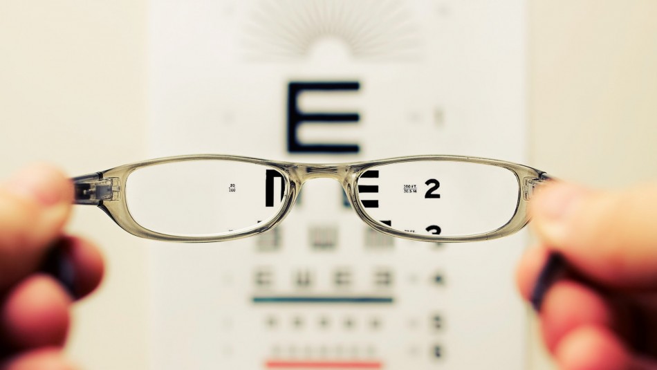¿Dificultad para enfocar los objetos?: Conozca qué es la presbicia y cuáles son sus síntomas ¿Dificultad para enfocar los objetos?: Conozca qué es la presbicia y cuáles son sus síntomas